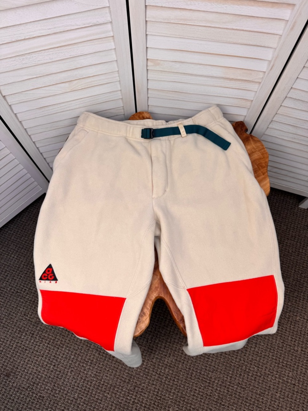 Nike ACG Cream Fleece Shorts with Red Knee Panels